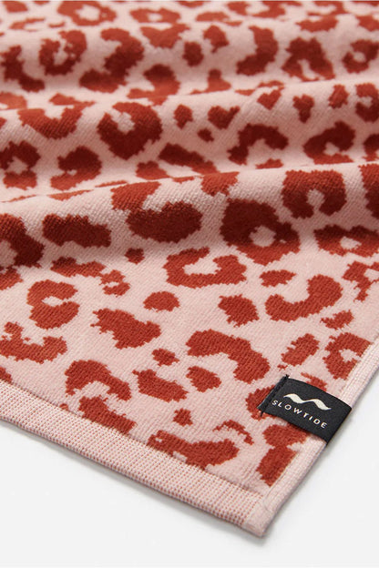 Deville Premium Towel - Domo del Mar